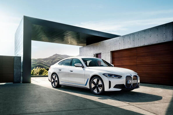 Testbericht zum elektrischen BMW i4 Liftback