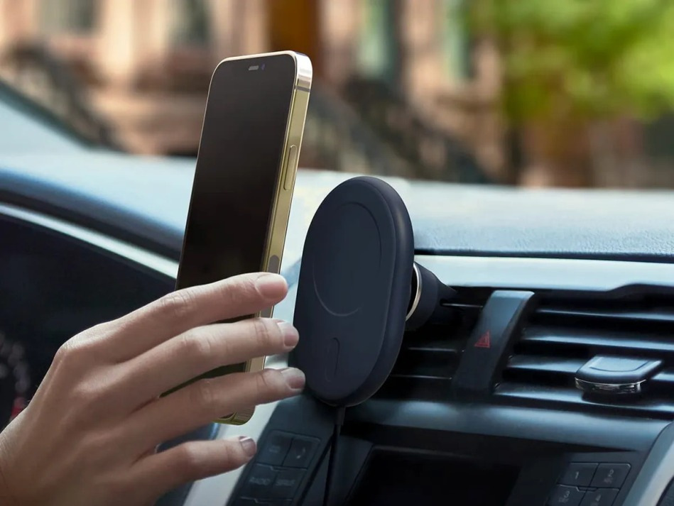So wählen Sie einen Telefonhalter aus: ein Leitfaden für Autobesitzer