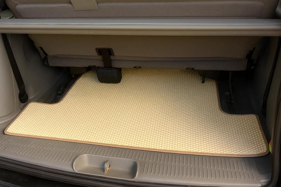 Chrysler Voyager 2001-2007 Kofferraummatte (EVA, Beige) Image