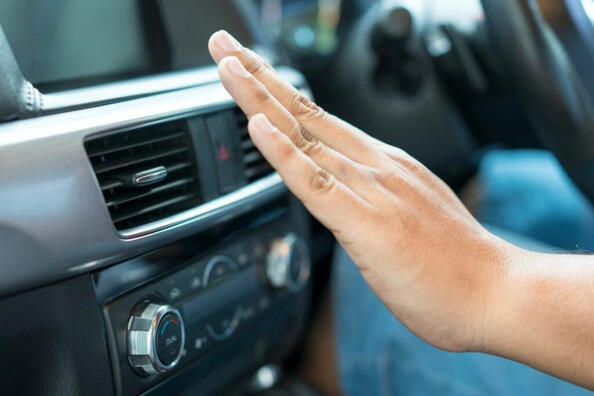 So verlängern Sie die Lebensdauer einer Autoklimaanlage: praktische Tipps