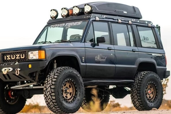 Wie und womit rüstet man einen SUV für das Fahren im Gelände aus? Foto 1
