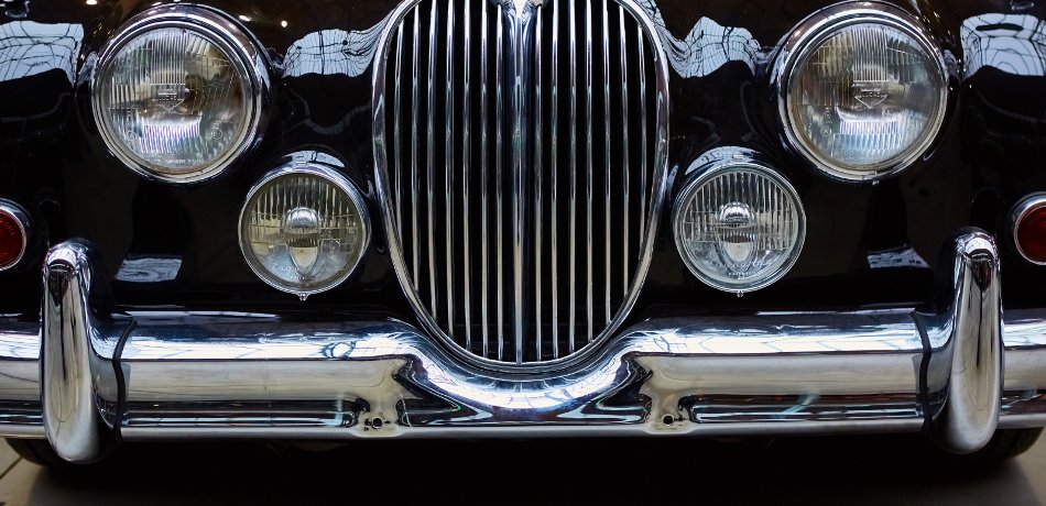 Wie bleibt der Glanz verchromter Autoteile lange erhalten?