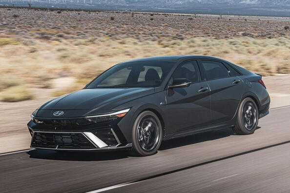 Übersicht über das aktualisierte Modell des Hyundai Elantra der siebten Generation