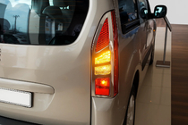 Peugeot Partner Tepee 2008-2018 Chrom Blenden für Rückleuchten (2 Stk, Edelstahl) Carmos Foto 1