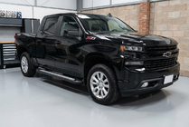 Chevrolet Silverado 2019- Seitenschweller New Vision Black (2 Stk., Aluminium) Foto 1