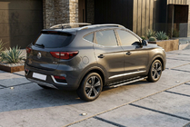 MG ZS 2017-2024 Seitenschweller RedLine V1 (2 Stk., Aluminium) Foto 1