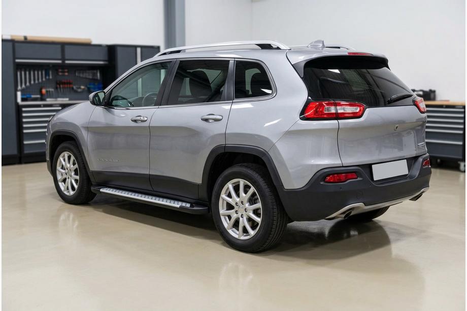 Jeep Cherokee KL 2013- Trittbretter Allmond Grey (2 Stk., Aluminium) Foto 1