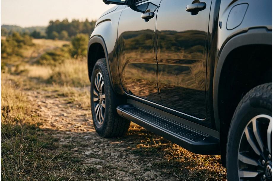 Ford Ranger 2022- Trittbretter Allmond Black (2 Stk., Aluminium) Image