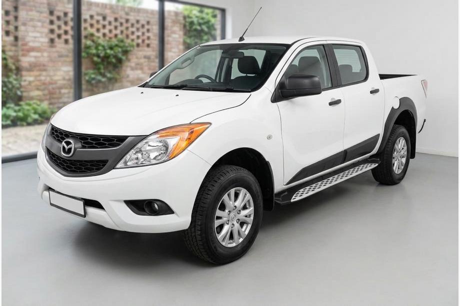 Mazda BT-50 2012- Trittbretter Shining V1 (2 Stk., Aluminium) Image