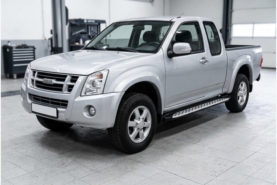 Isuzu D-Max 2002-2011 Trittbretter Shining V1 (2 Stk., Aluminium) Image