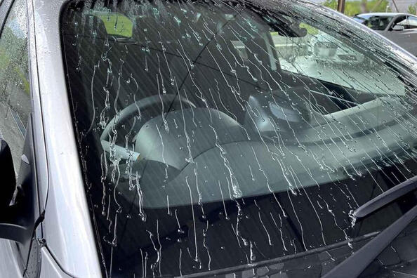 Regenschutz für das Auto: Was es ist und wie man es verwendet