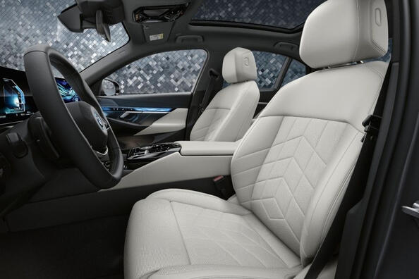 BMW 5er: Business-Limousine der neuen Generation Foto 6