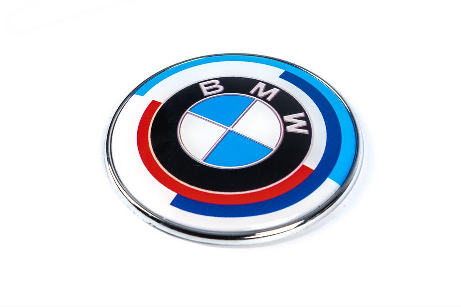 BMW 3 Series F30/F31 2012-2019 Jubiläums Emblem 82mm (Front) Image