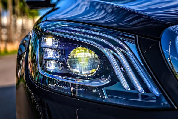 Wie wählt man neue Scheinwerfer für ein Auto aus?