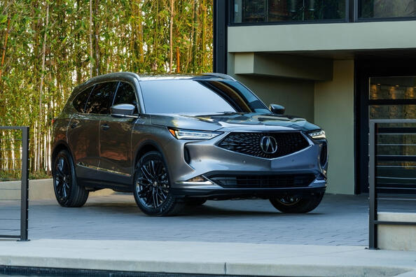 Acura MDX 4. Generation: ein Luxus-Crossover mit fortschrittlicher Technologie Foto 2