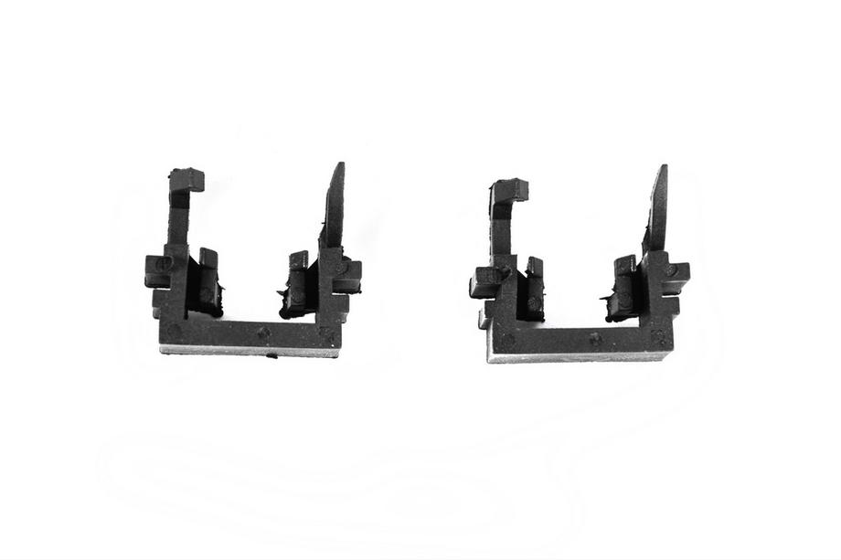 Ford Focus II 2008-2011 Adapter für LED-Lampen H7 Fernlicht (L12) (2 Stk) Image