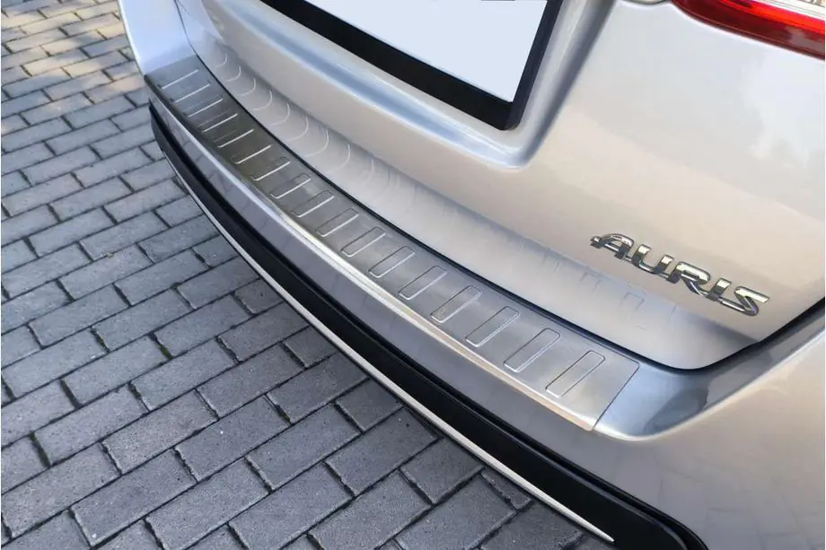 Toyota Auris 2012-2018 Heckstoßstangenabdeckung Carmos (SW) Edelstahl Foto 8