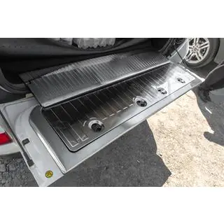 Edelstahl Kofferraum Einsätze Set Toyota Land Cruiser 200 2007-2021 Foto 1