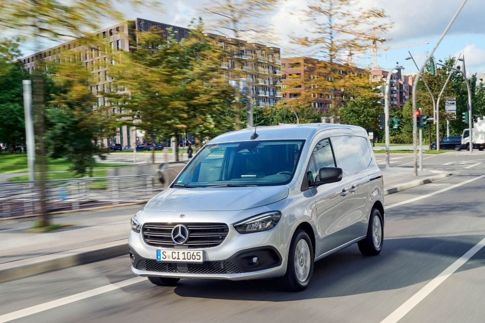 Übersicht über den kompakten Stadttransporter Mercedes-Benz Citan Furgon