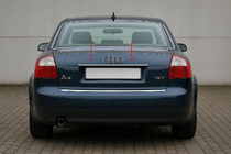 Audi A4 B6 2000-2004 Chromleiste über dem Kennzeichen (Carmos Edelstahl) V-2 Foto 1