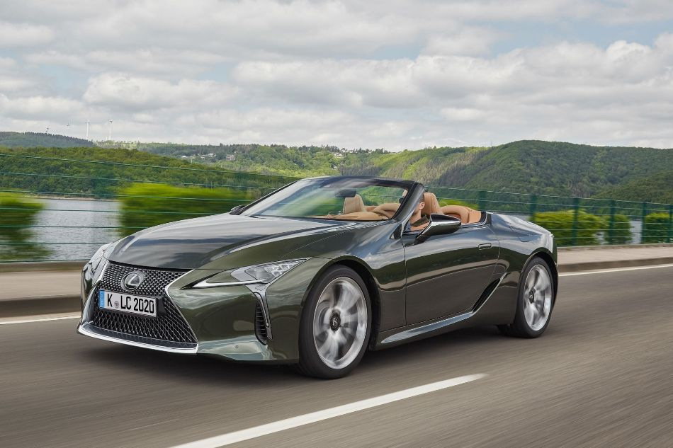 Lexus LC 500 Cabrio: Luxus und Fahrt unter freiem Himmel