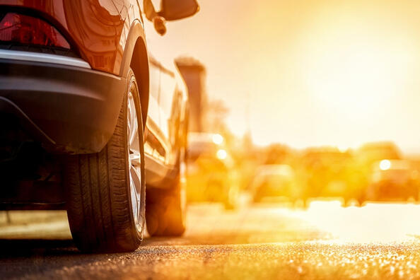 Wie schützt man den Lack des Autos vor der Sonne?