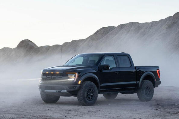 Ford F-150 Raptor: ein Pickup, der das Gelände erobert