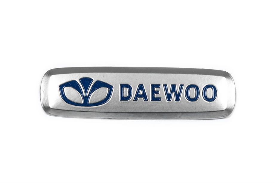 Daewoo Aluminium Emblem für Fußmatten (1 Stk) Image