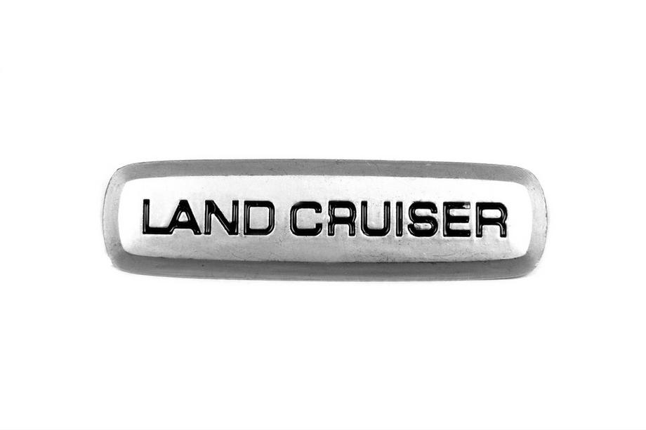 Toyota Land Cruiser Aluminium Emblem für Fußmatten (1 Stk) Image