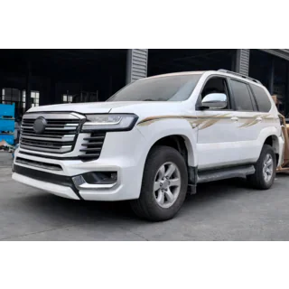 Facelift Bodykit auf LC 300 Foto 4