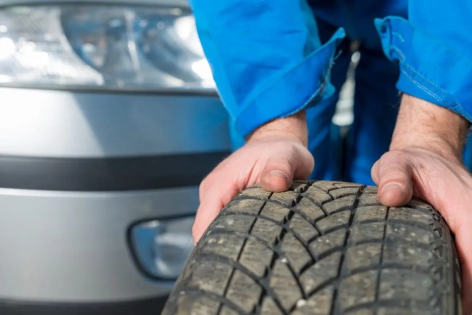 So verlängern Sie die Lebensdauer von Autoreifen: Tipps von erfahrenen Autofahrern