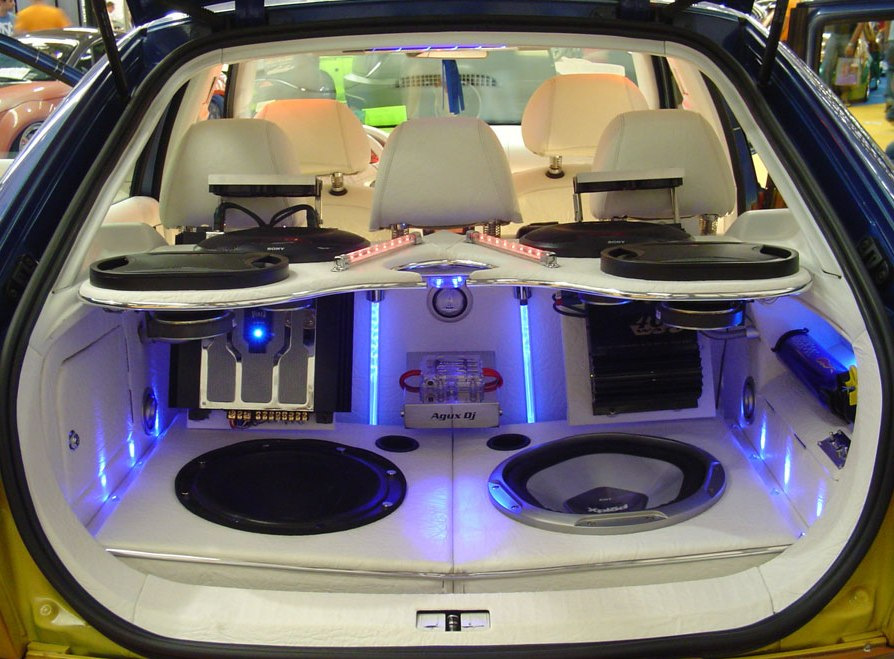 Hochwertiger Sound für unterwegs: Wir bauen das perfekte Audiosystem