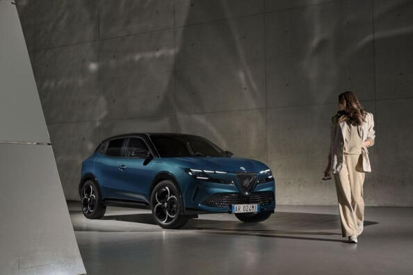 Testbericht zum Alfa Romeo Junior 2024 Crossover