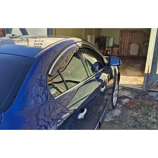 Windabweiser mit Chromleiste (4 Stk, Niken) Renault Fluence 2009-2016 Foto 3