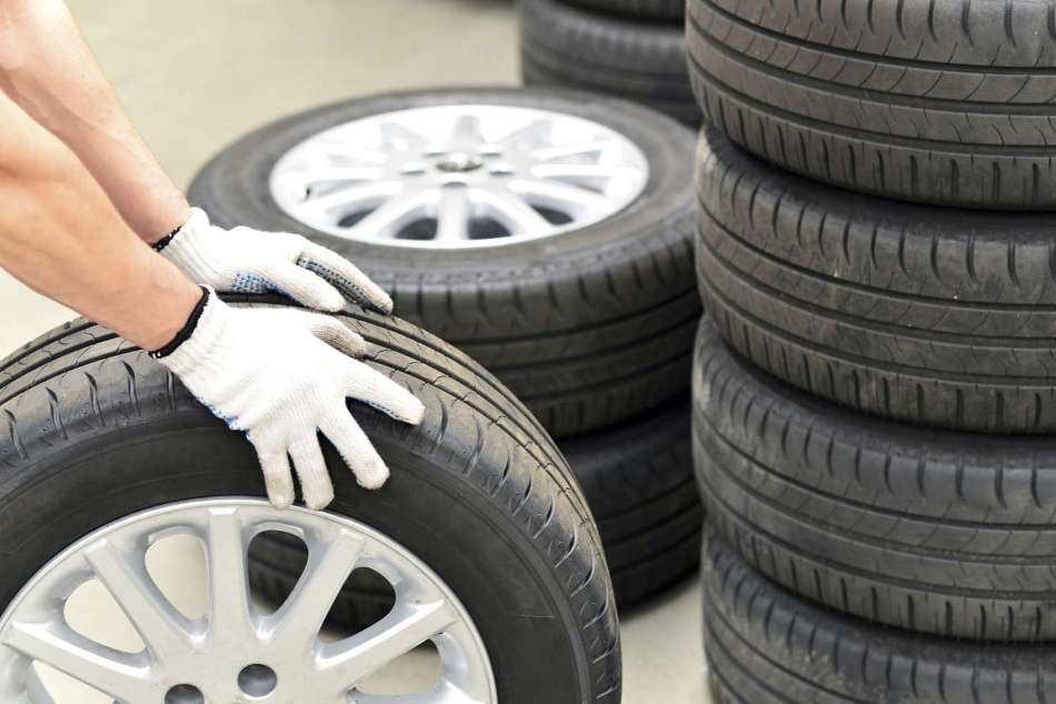 Wie wählt man die perfekten Felgen und Reifen für ein Auto aus?