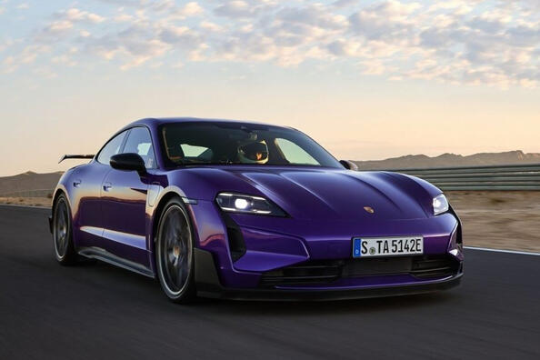 Der aktualisierte Porsche Taycan 2024: schnell, weitreichend und noch kultivierter