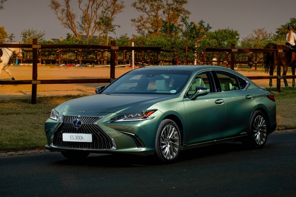 Lexus ES Hybrid: Luxus und Stille bei elektrischer Traktion