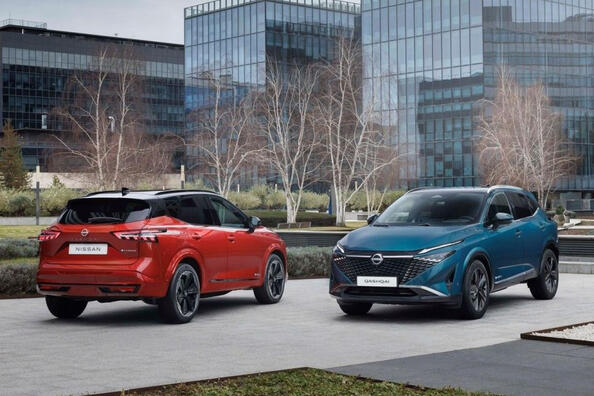 Testbericht zum Nissan Qashqai 2024: ein aktualisierter Crossover für die Stadt und das Reisen Foto 4