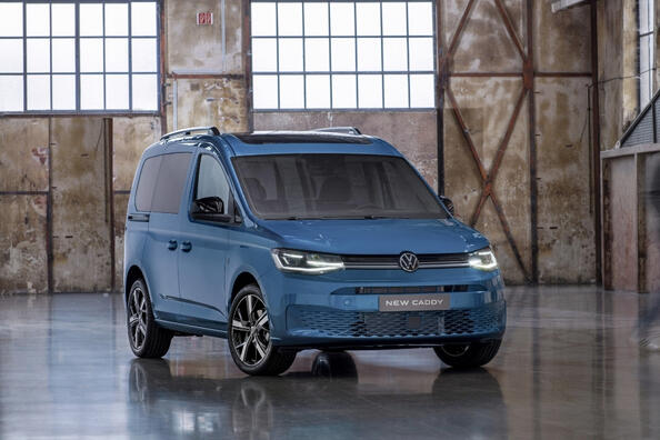 Volkswagen Caddy Kombi im Test: ein universeller Assistent für Familie und Business Foto 3