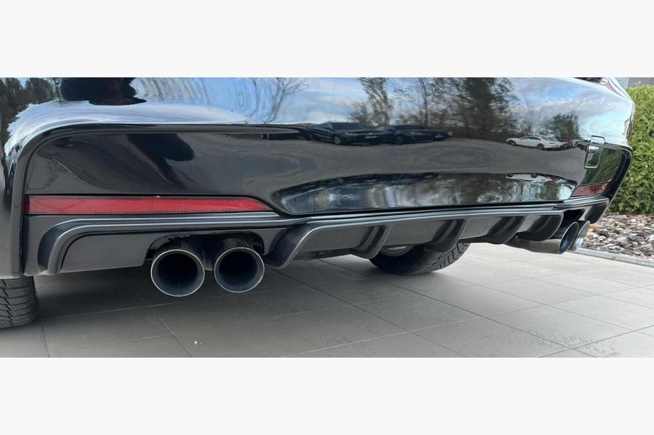 BMW 3 Series F30/F31 2012-2019 Heckdiffusor DPT V-3 (für M Performance, Schwarz Glanz) Foto 1