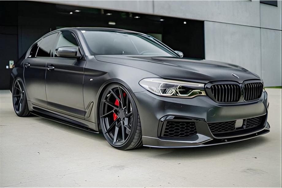 BMW 5er G30/G31 2017–2023 Frontlippe DPT Lip V1 passend für M-Performance 2017-2020, Schwarz Glanz Foto 1