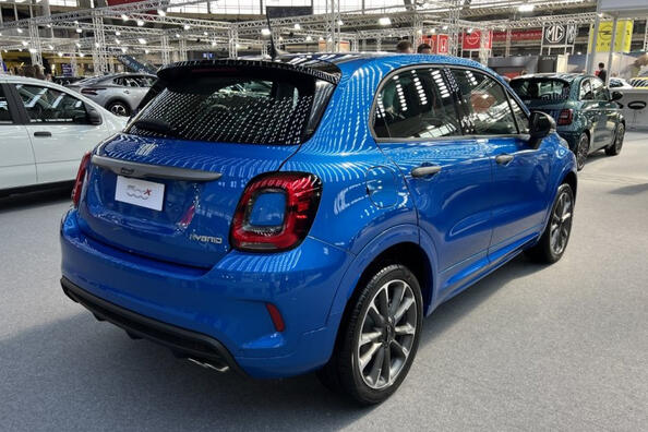 Rezension der neu gestalteten Version des Fiat 500X Crossover Foto 4