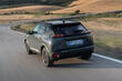 Facelift Peugeot 2008 zweite Generation 2023 Foto 4