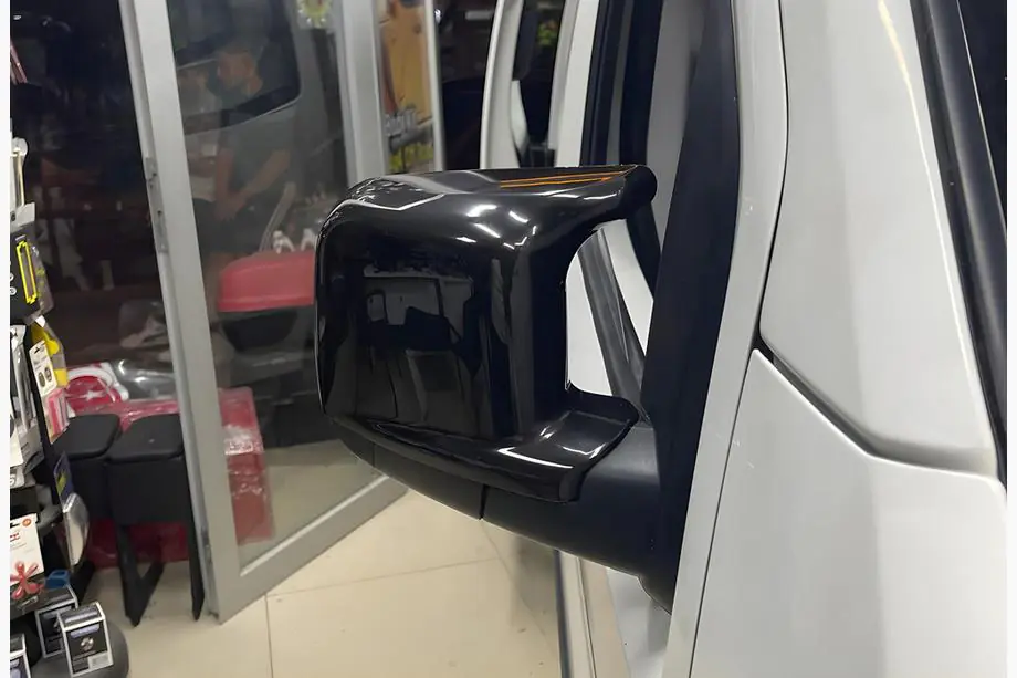 Fiat Fiorino/Qubo 2008-2024 Spiegelabdeckungen BMW-Style (2 Stk) Image