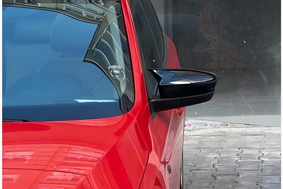 Skoda Rapid 2012-2019 Spiegelabdeckungen BMW-Style (mit Blinker, 2 Stk) Image