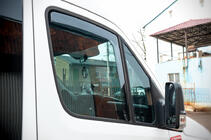 Volkswagen Crafter 2006-2016 Einschub-Windabweiser (halbtransparent, 2 Stk., Cagatay) Foto 5