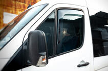 Volkswagen Crafter 2006-2016 Einschub-Windabweiser (halbtransparent, 2 Stk., Cagatay) Foto 3
