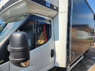 Iveco Daily 2014- Einschub-Windabweiser (halbtransparent, 2 Stk., Cagatay) Foto 4