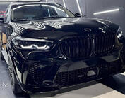 BMW X5 E70 2007-2013 Facelift Bodykit auf X5M F95 2019 Foto 3