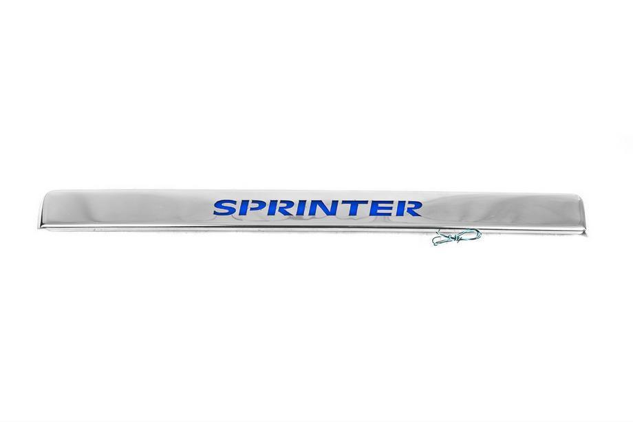 Mercedes Sprinter W906 2006–2018 B-Ware Chromleiste über dem Kennzeichen mit Beleuchtung (Edelstahl) Image